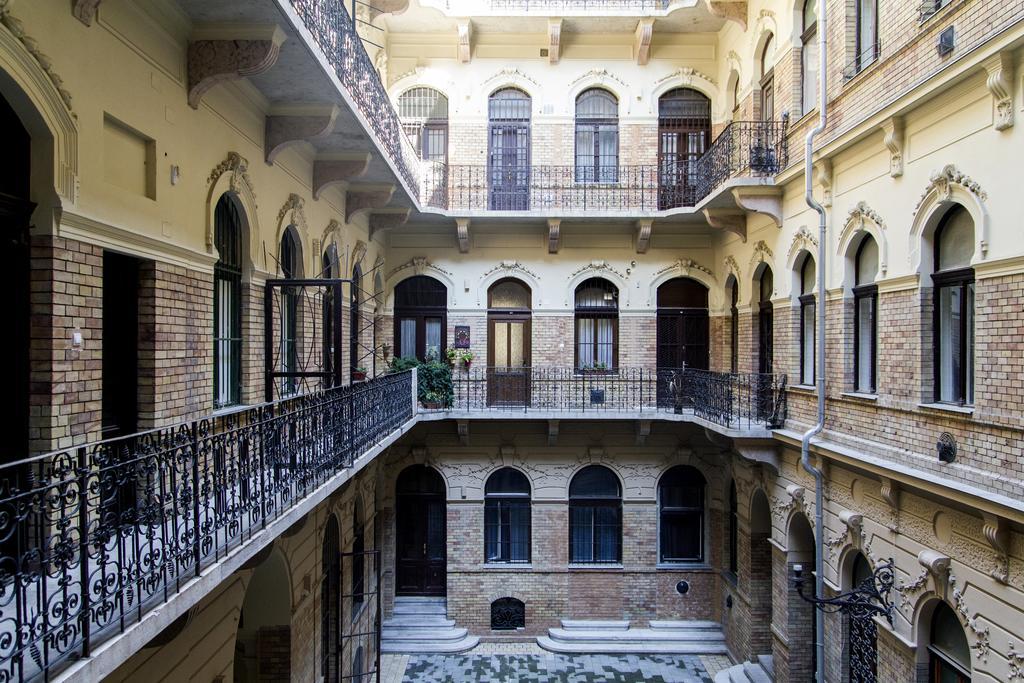 Eoetvoes Apartman Budapest Bilik gambar