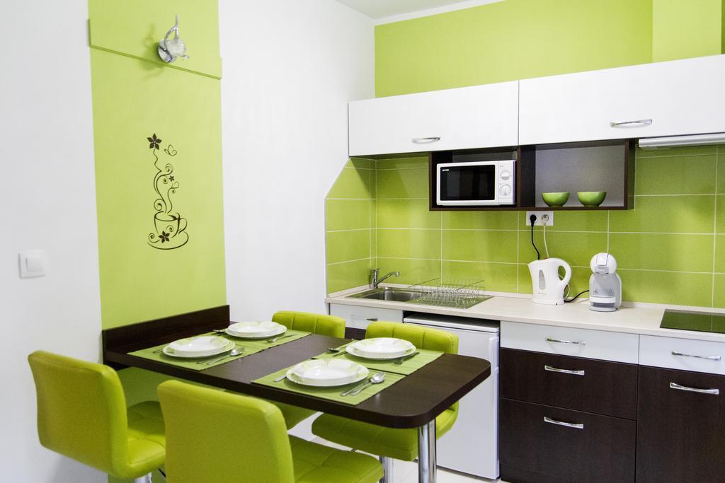 Eoetvoes Apartman Budapest Bilik gambar